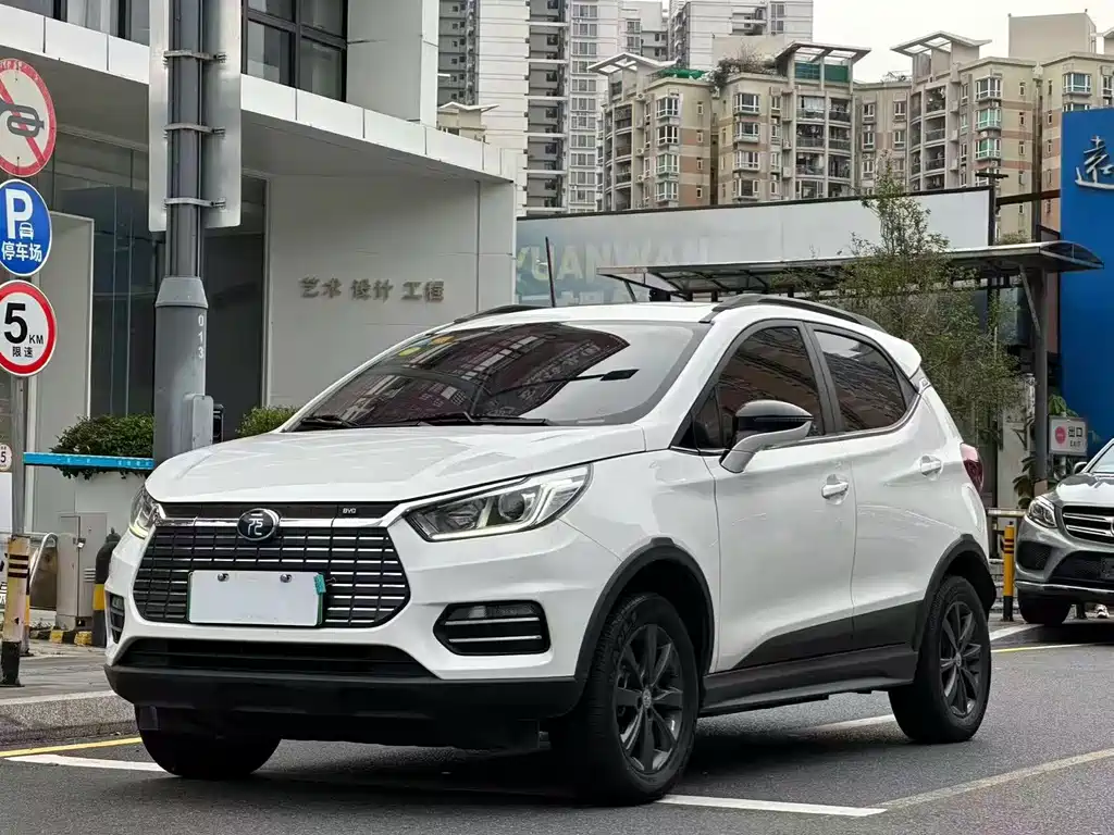 BYD Yuan EV 2019 — фото 1