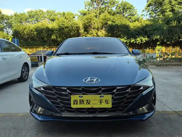 Hyundai Elantra 2021