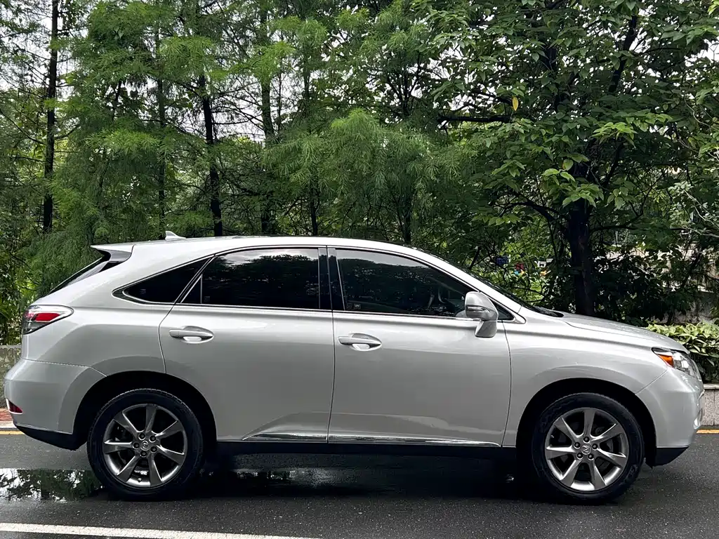 Lexus RX Classic 2010 — фото 3