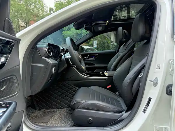Mercedes-Benz C-Class 2021