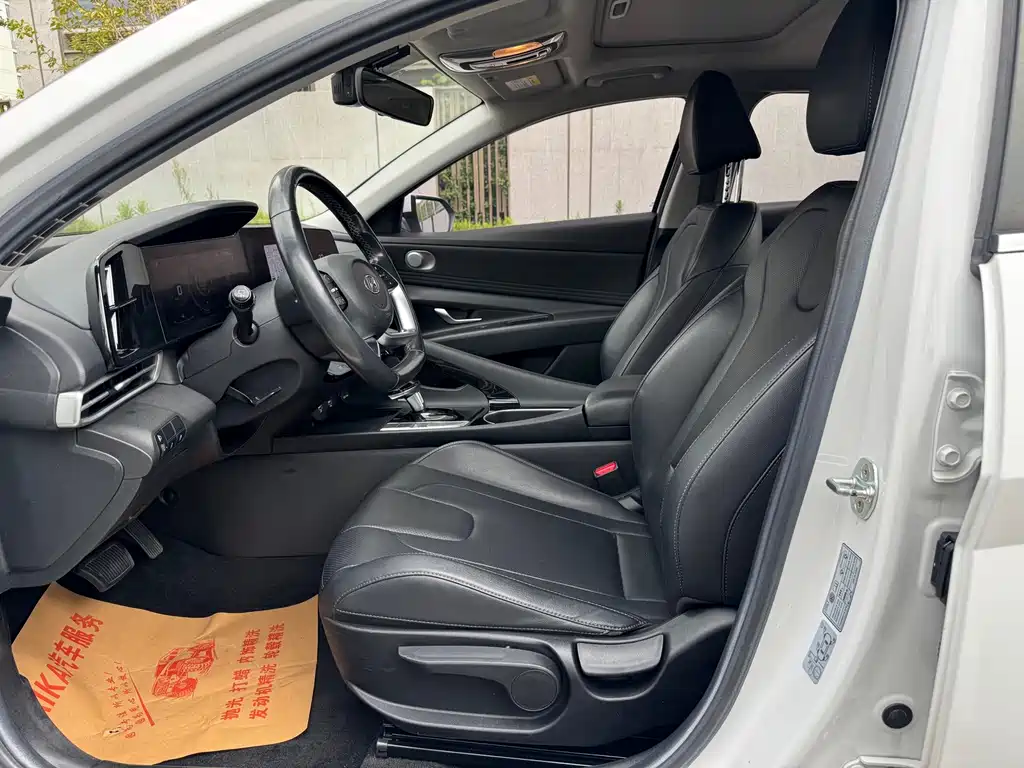 Hyundai Elantra 2021