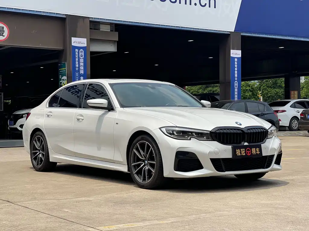 BMW 3 Series 2021