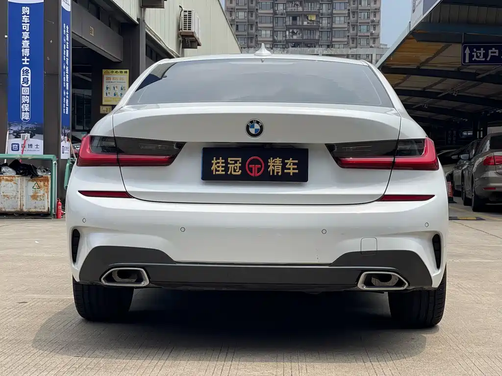 BMW 3 Series 2021 — фото 10
