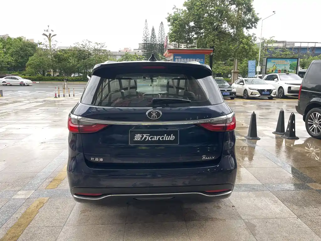 BYD MAX 2018 — фото 12