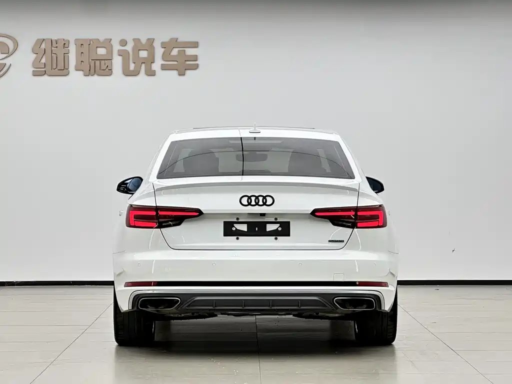Audi A4L 2019 — фото 5