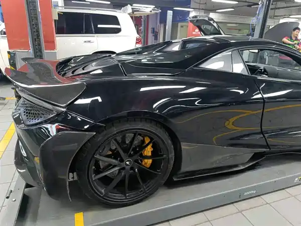 McLaren 720S 2019