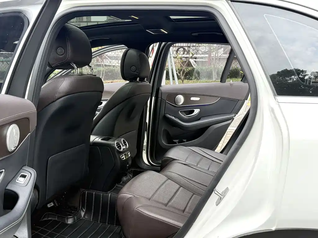 Mercedes-Benz GLC 2021 — фото 10