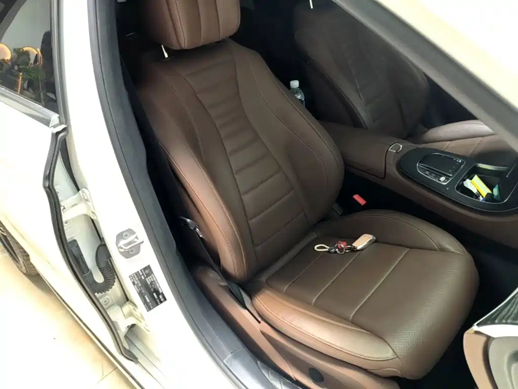 Mercedes-Benz E-Class 2020 — фото 25