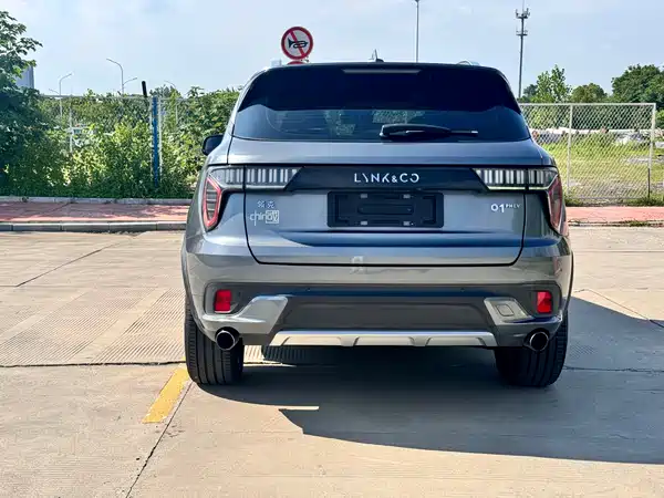 Lynk & Co 01 EM-P 2018