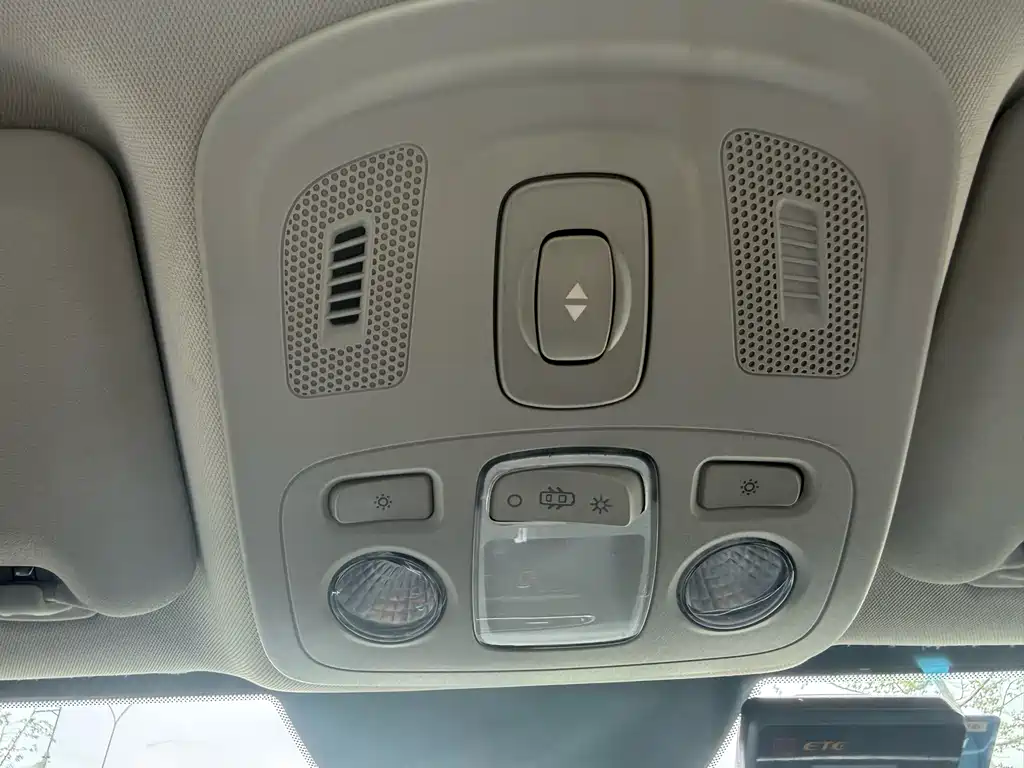 Citroen C4L 2015 — фото 19