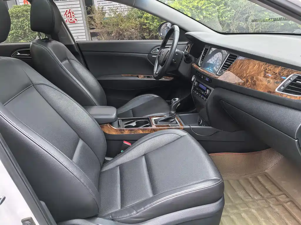 Hyundai Mistra 2015 — фото 15