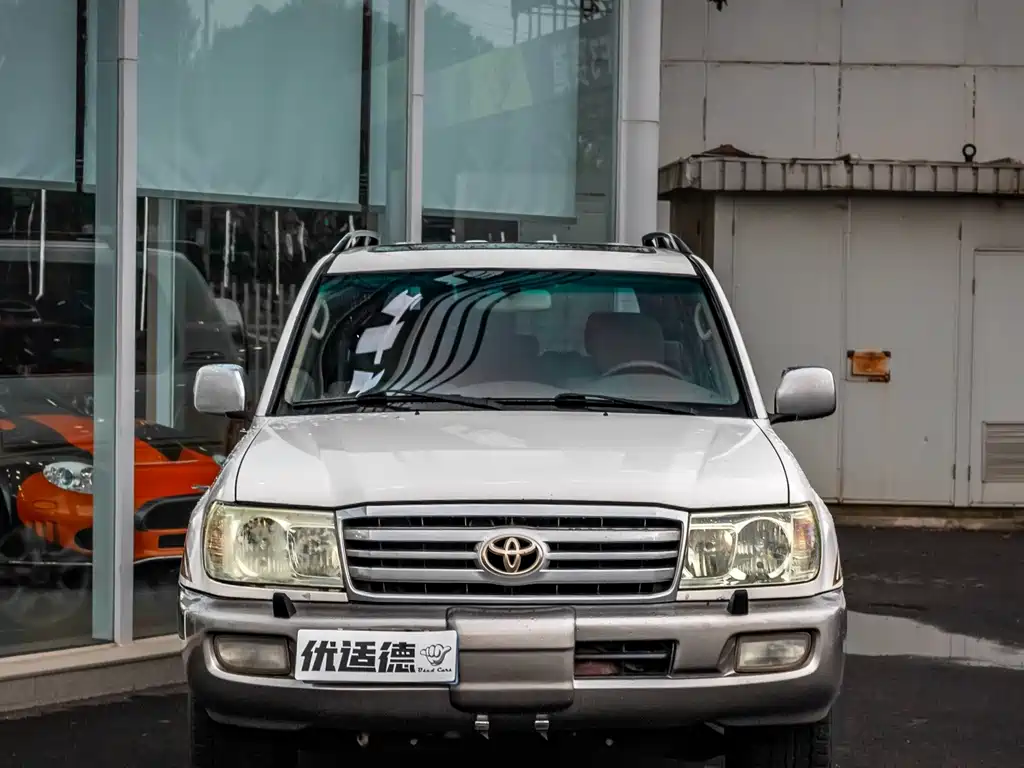 Toyota Land Cruiser 2015 — фото 2