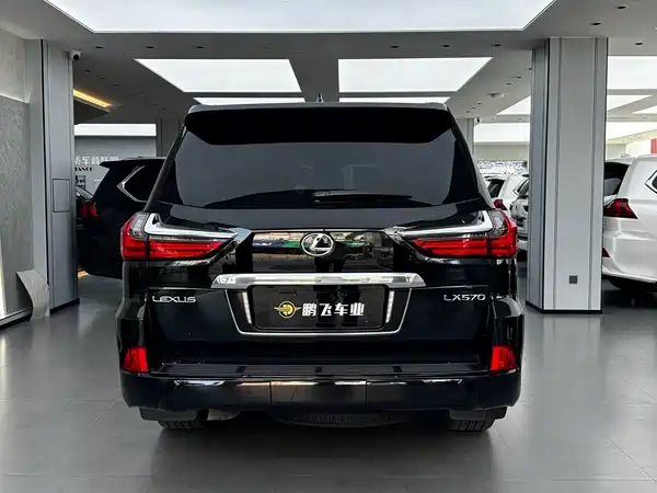 Lexus LX 2019
