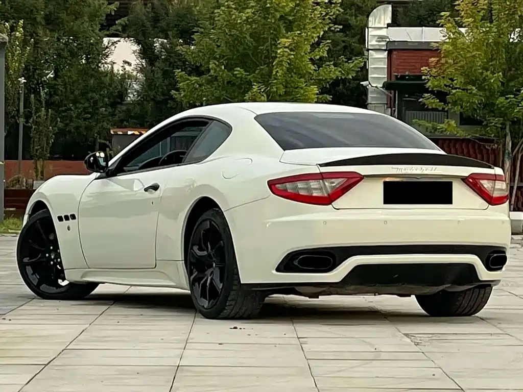 Maserati GranTurismo 2013 — фото 5