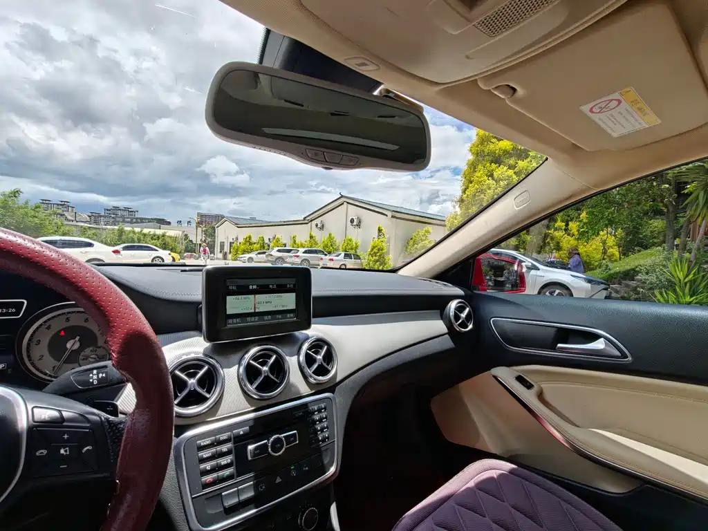 Mercedes-Benz GLA 2015 — фото 31