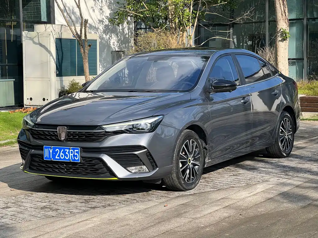 Roewe i5 2023 — фото 1