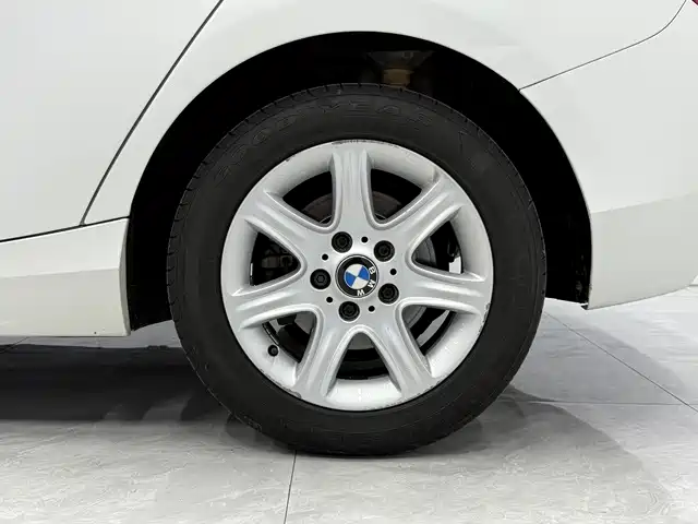 BMW 1 Series 2014 — фото 18