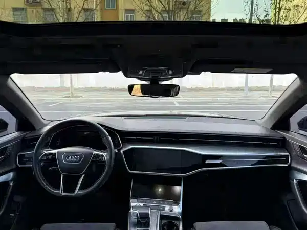 Audi A6L 2021