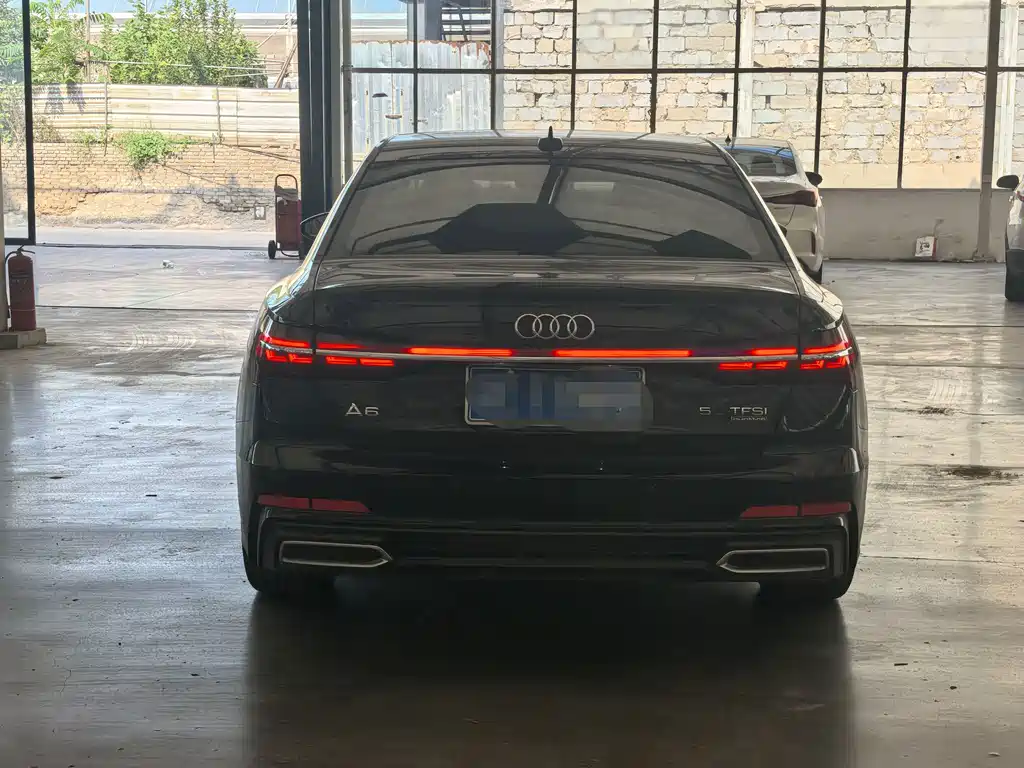 Audi A6L 2020