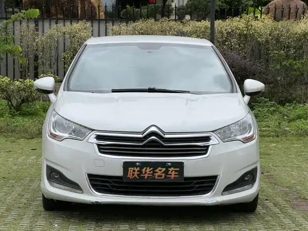 Citroën C4L 2014
