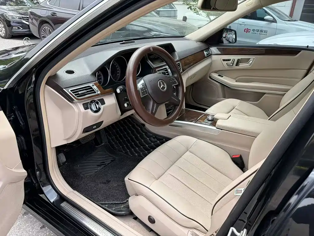 Mercedes-Benz E-Class 2016