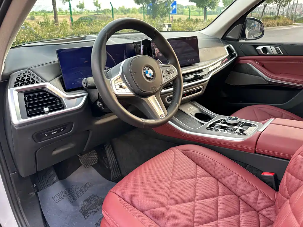 BMW X5 2024