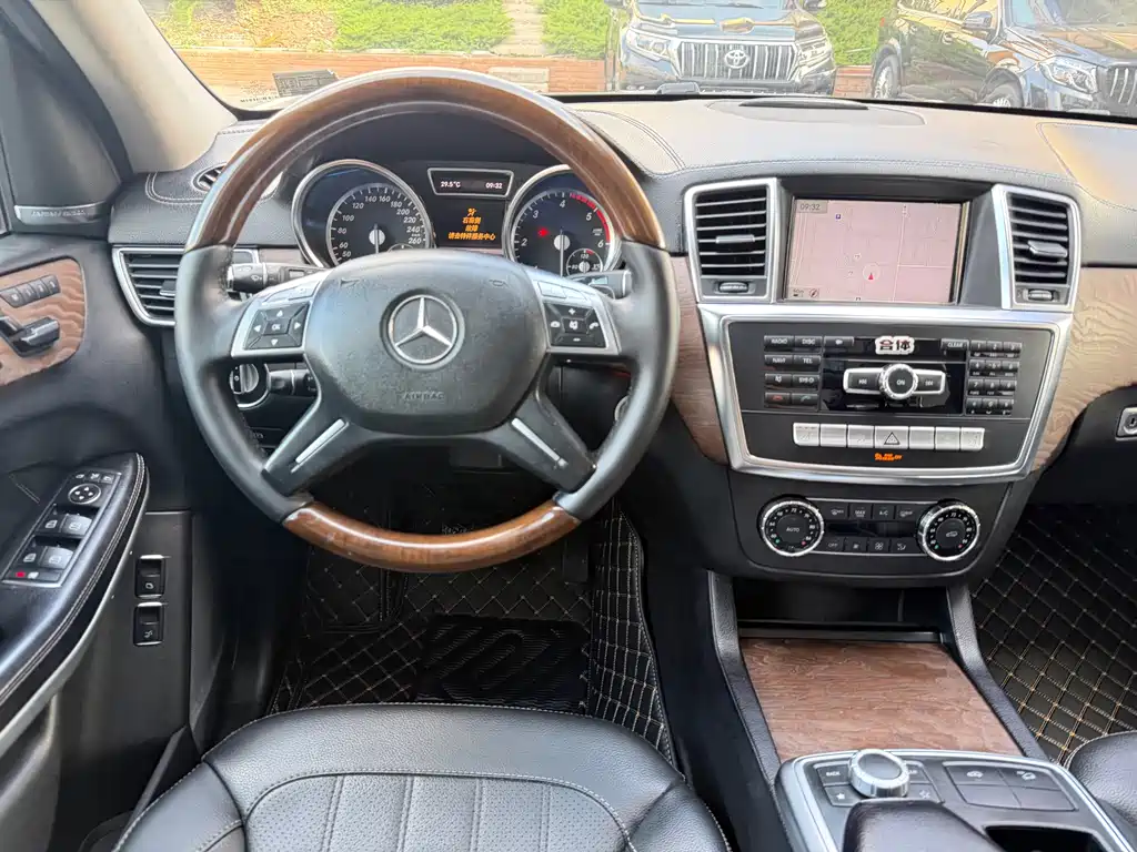 Mercedes-Benz GL-Class 2013 — фото 10