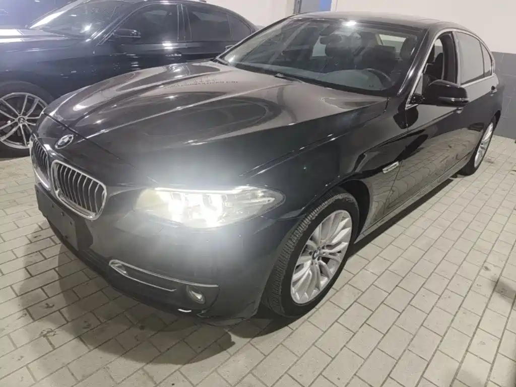 BMW 5 Series 2016