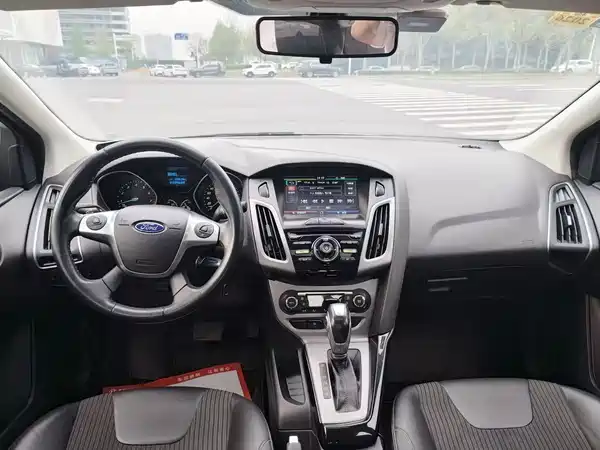 Ford Focus 2014