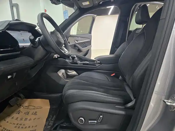 Geely Xingyue L 2024