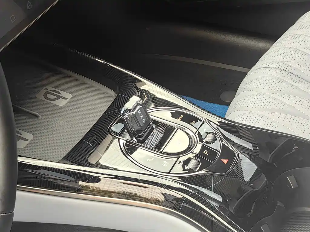 BYD Seal 2023 — фото 15