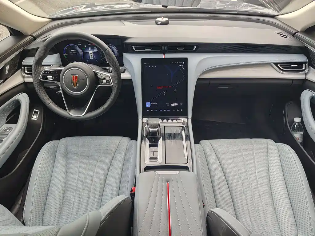 Hongqi H5 PHEV 2025 — фото 18