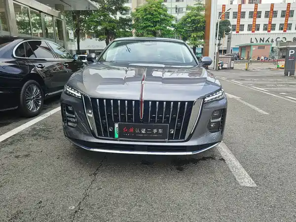 Hongqi H5 PHEV 2025
