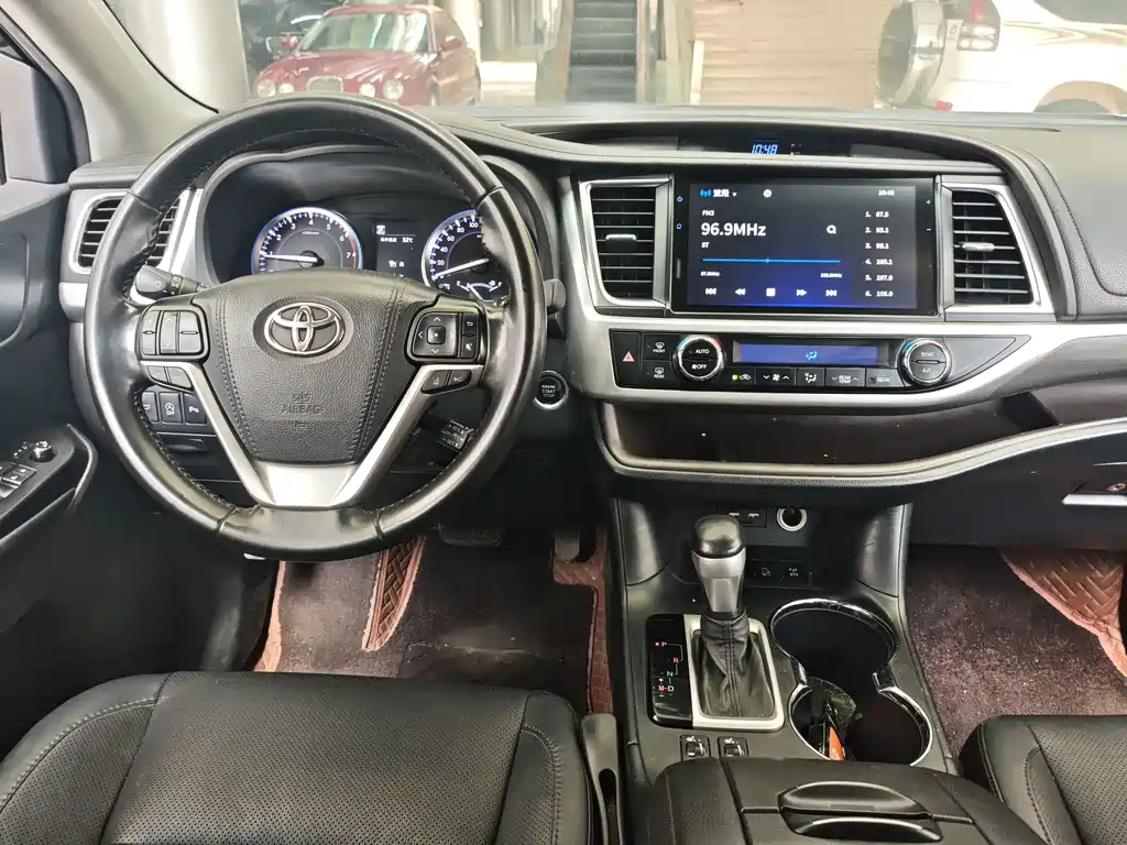 Toyota Highlander 2021 — фото 12