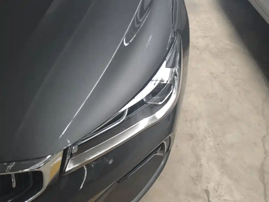 Geely Emgrand 2024