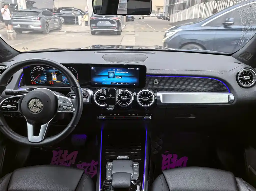 Mercedes-Benz GLB 2021