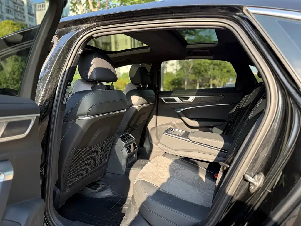 Audi A6L 2024