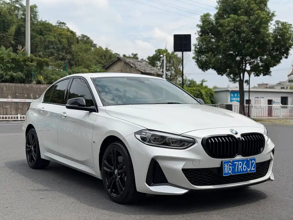 BMW 1 Series 2023