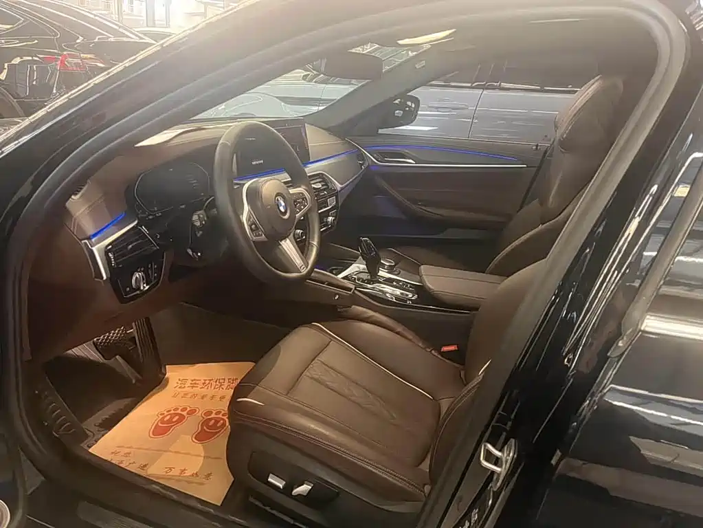 BMW 5 Series 2022