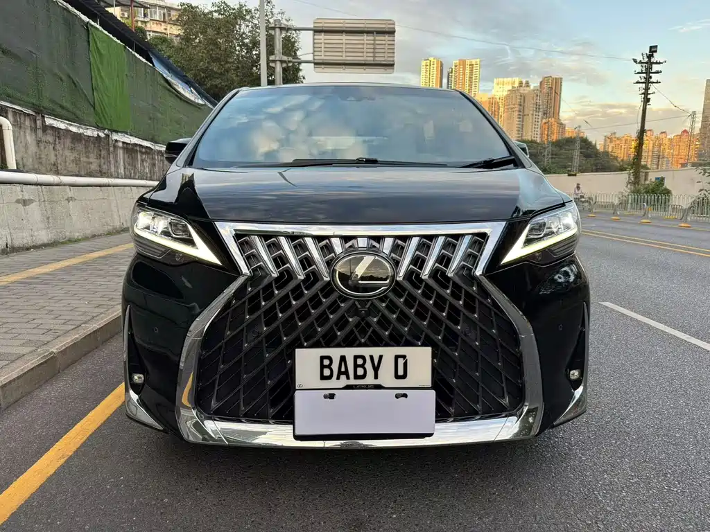 Lexus LM 2021