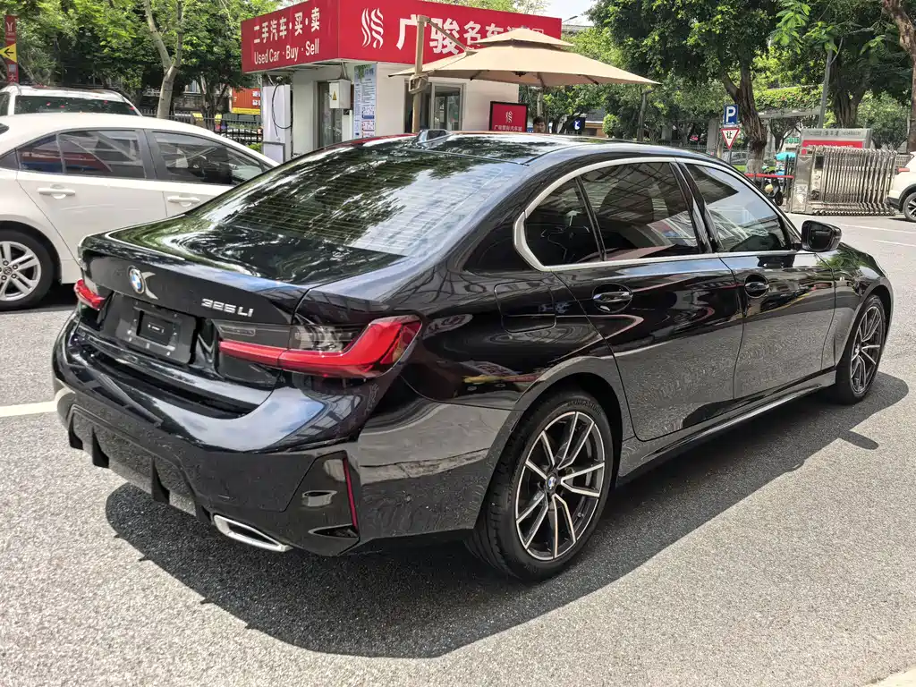 BMW 3 Series 2025