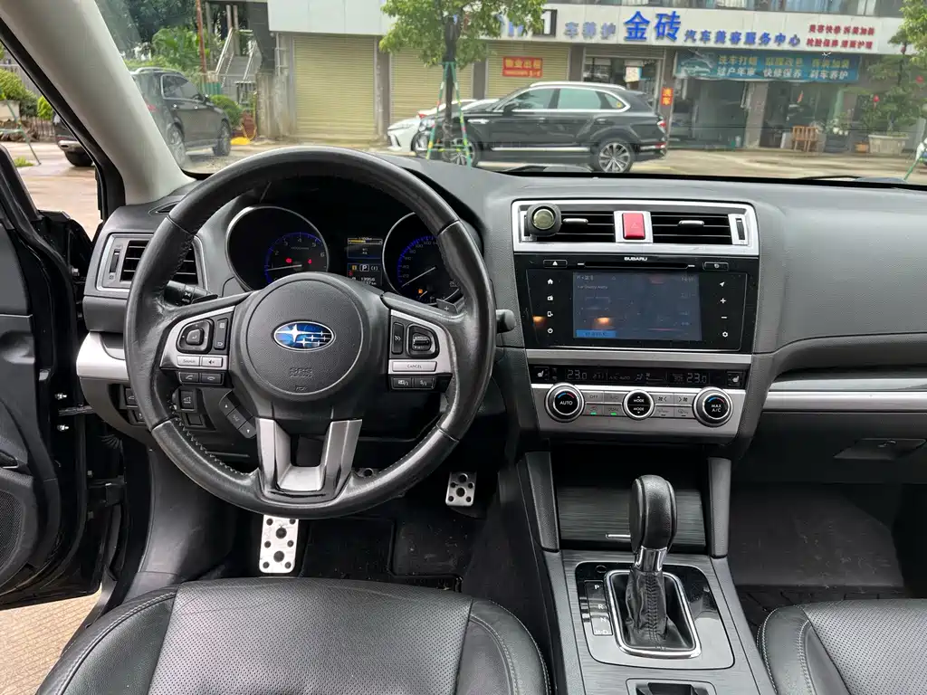 Subaru Outback 2015 — фото 14