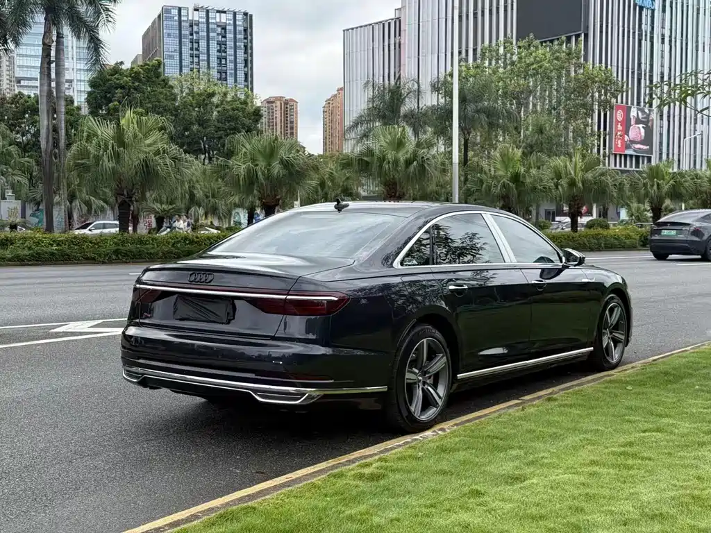 Audi A8 2018