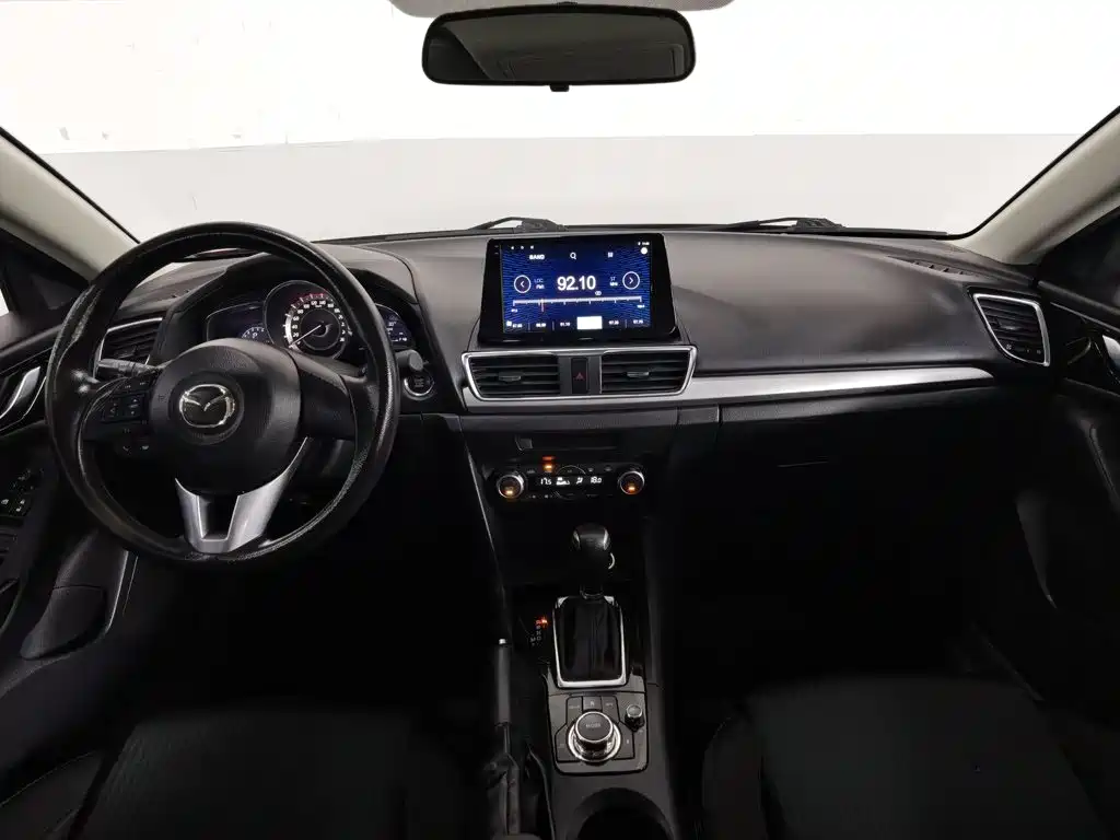 Mazda 3 Axela 2016