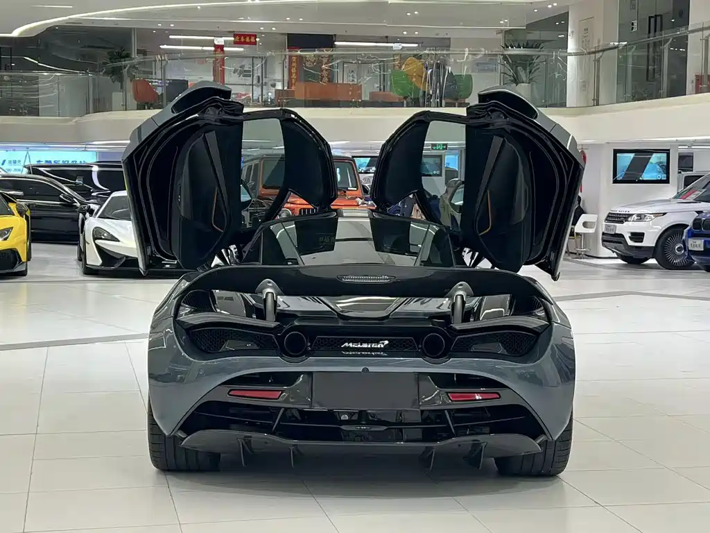 McLaren 720S 2018 — фото 11