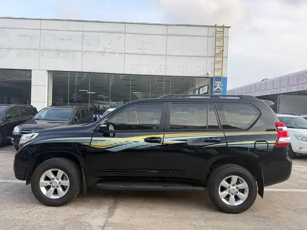 Toyota Prado 2016
