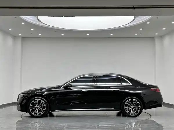 Mercedes-Benz E-Class 2025