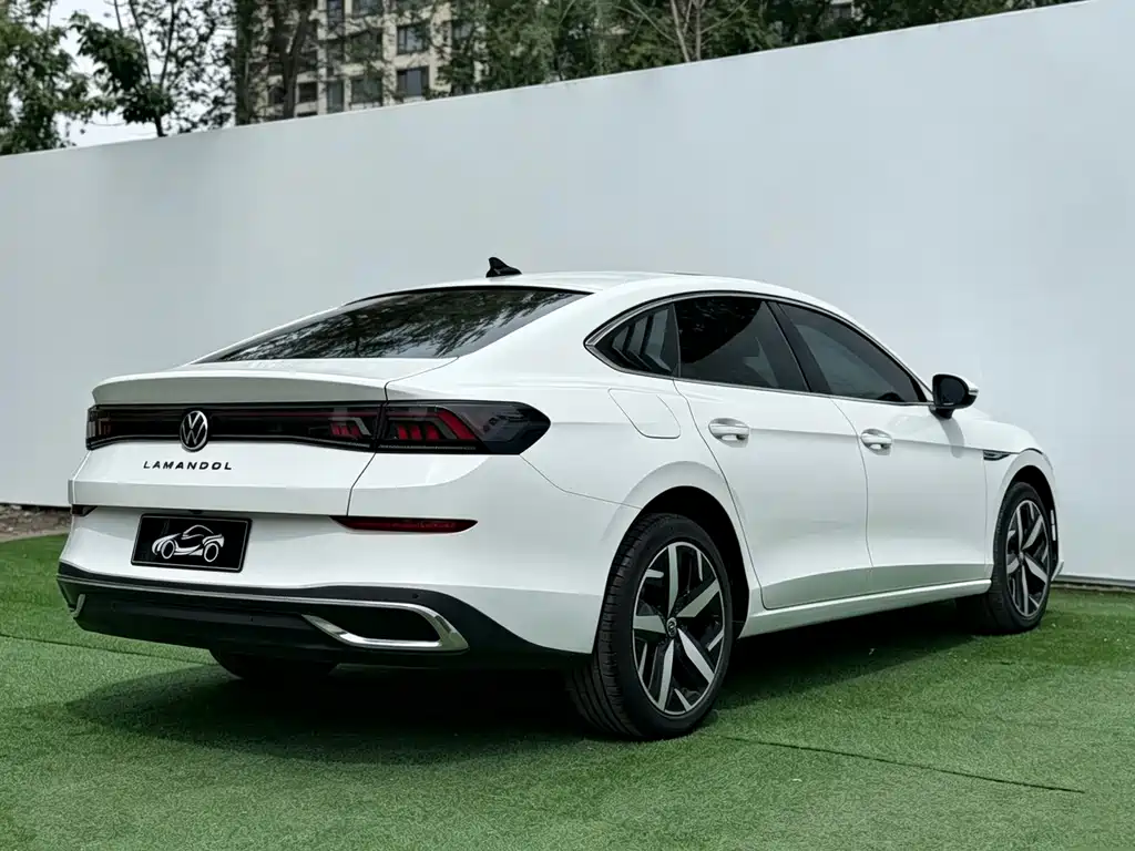 Volkswagen Lamando 2023