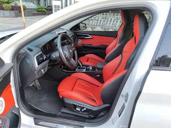 BMW 1 Series 2021