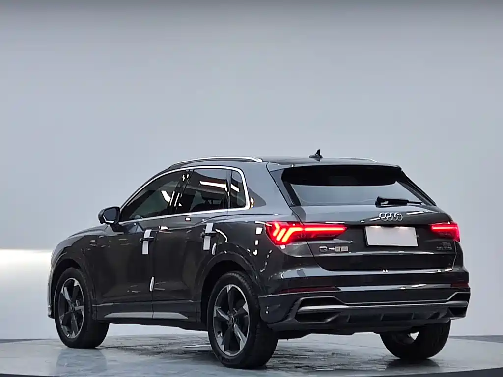 Audi Q3 2023